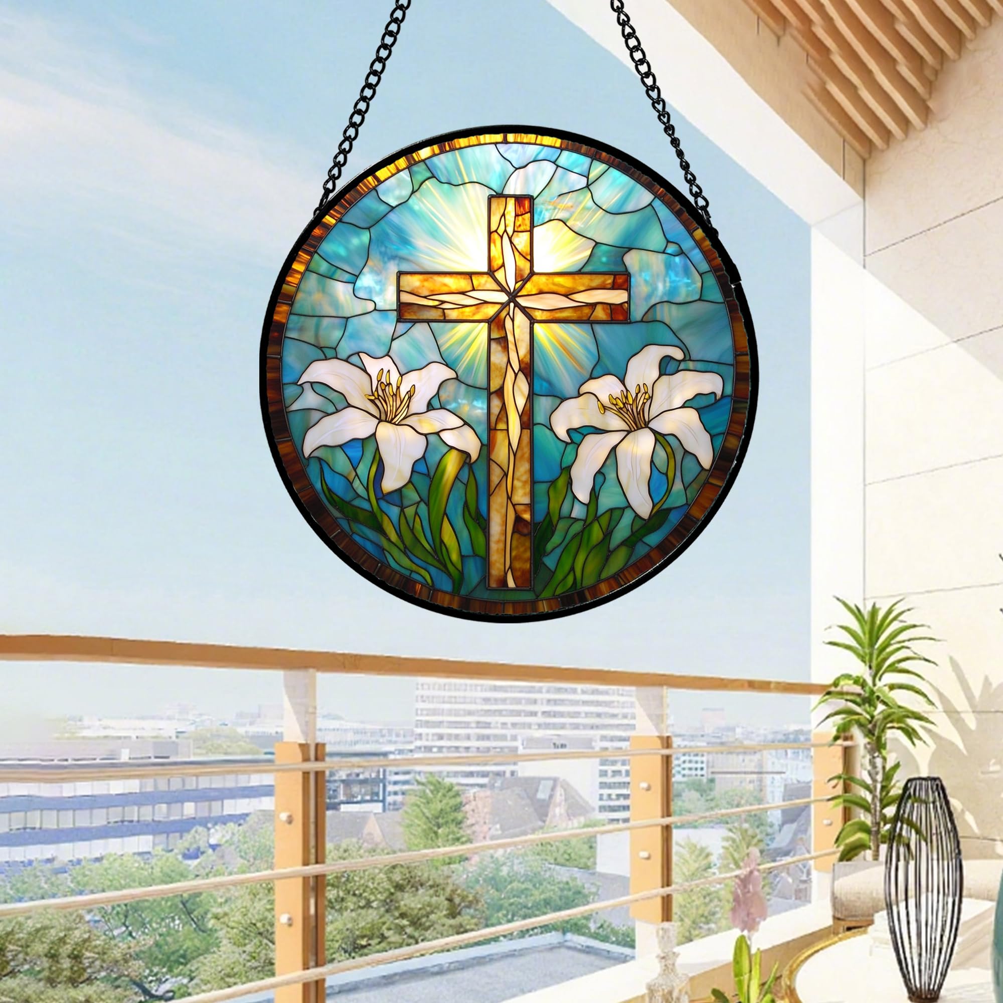 DASTOLL colgante en ventana con luz directa creando reflejos cálidos