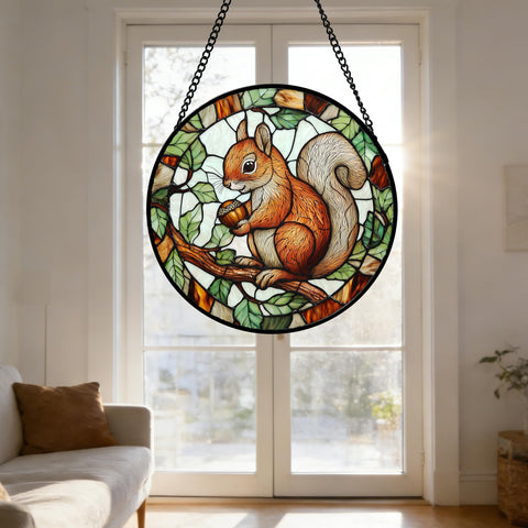 DASTOLL suncatcher en ventana creando reflejos y ambiente cálido