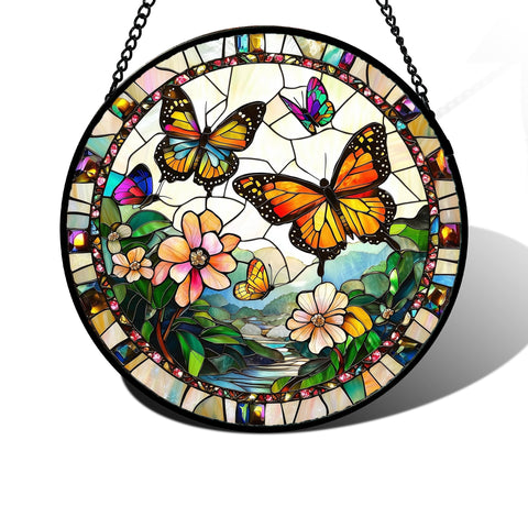 DASTOLL vista frontal del vitral con mariposas aportando color