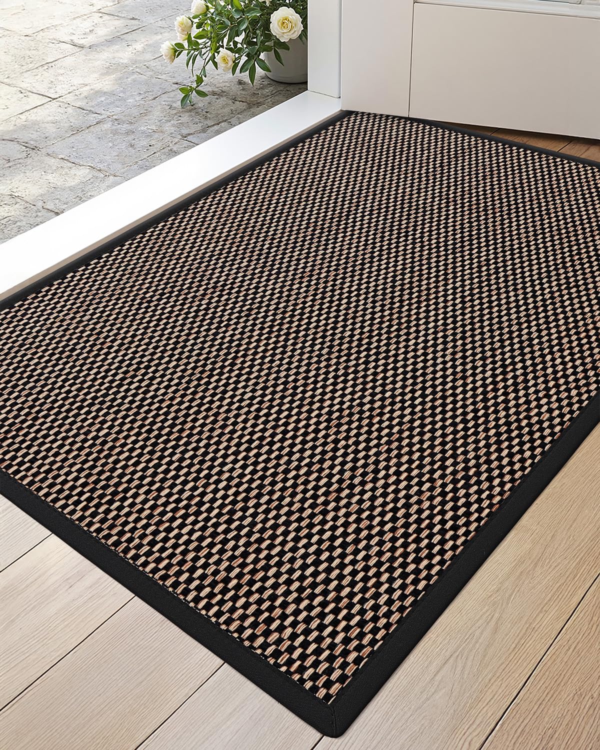 DEXI felpudo frontal 24x36 mostrando forma y color negro, protege entradas
