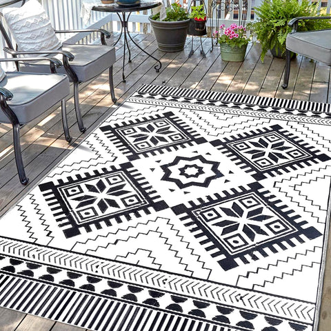 DiiKoo alfombra exterior vista frontal con diseño boho y protección solar