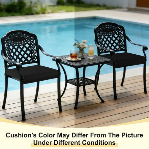downluxe cojín negro en terraza ambientada, aporta estilo y durabilidad