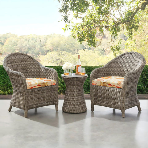 downluxe cojines en terraza decorada, mejora el aspecto y la funcionalidad exterior