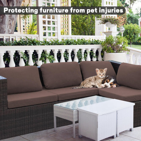 DREAHOTEXTIL funda en uso en sillón exterior demostrando confort