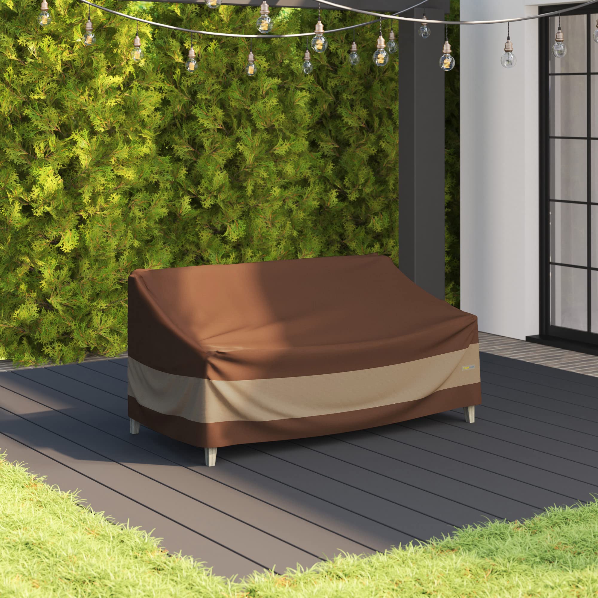 DUCKCOVERS comparación de escala con loveseat, encaja 62x38x35