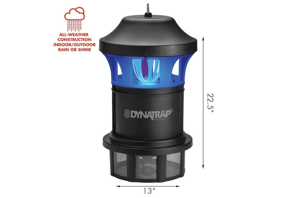 DynaTrap DT1775 en una terraza demostrando protección al aire libre