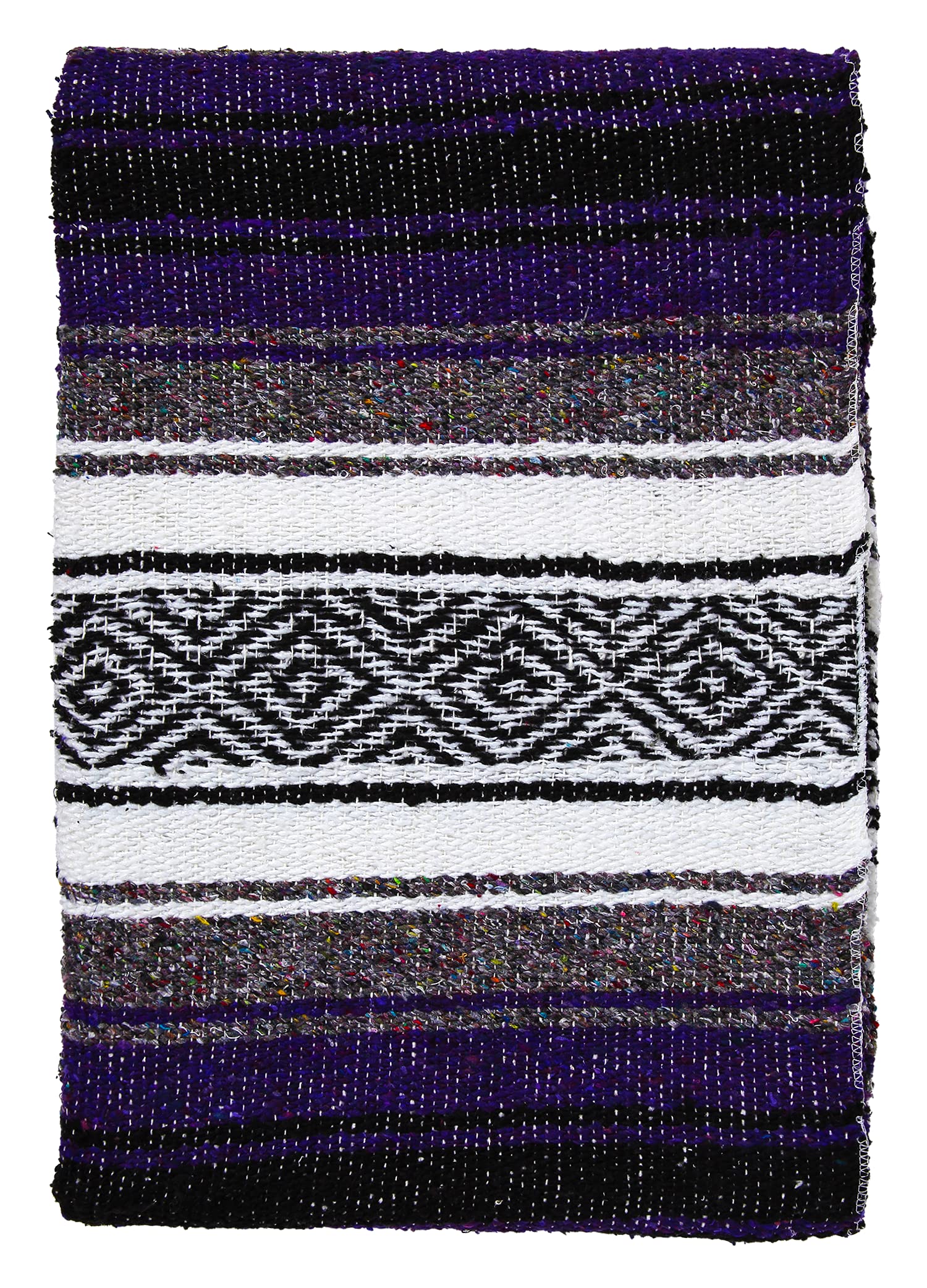El Paso Designs manta colocada en salón aporta estilo bohemio