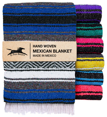 El Paso Designs manta frontal serape azul muestra diseño auténtico y color