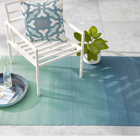 Fab Habitat vista frontal del diseño ombré teal y beneficio estético