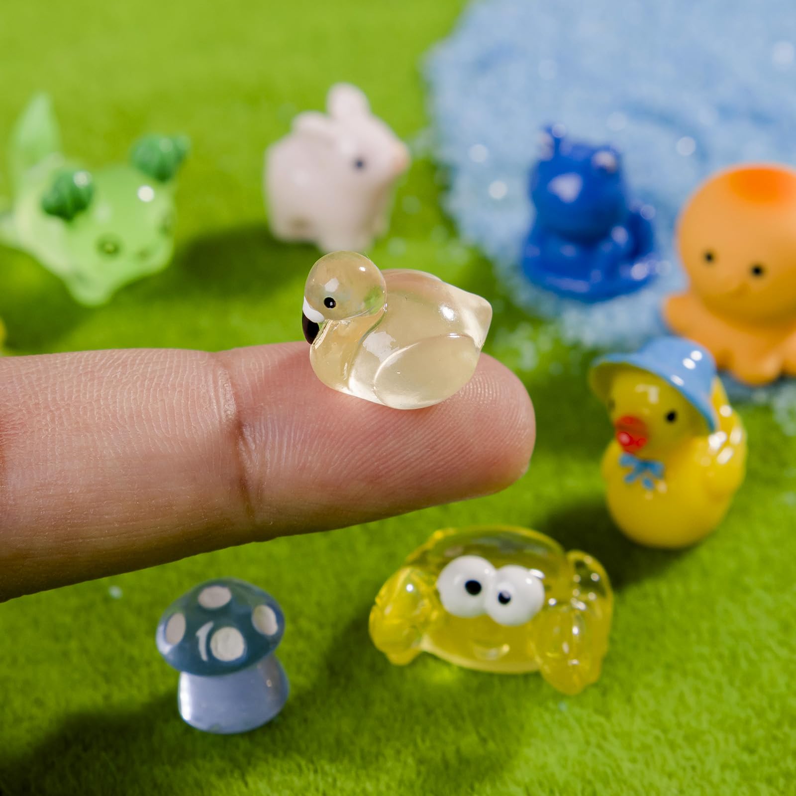 Faunamancy figuras decorando maceta con efecto decorativo inmediato