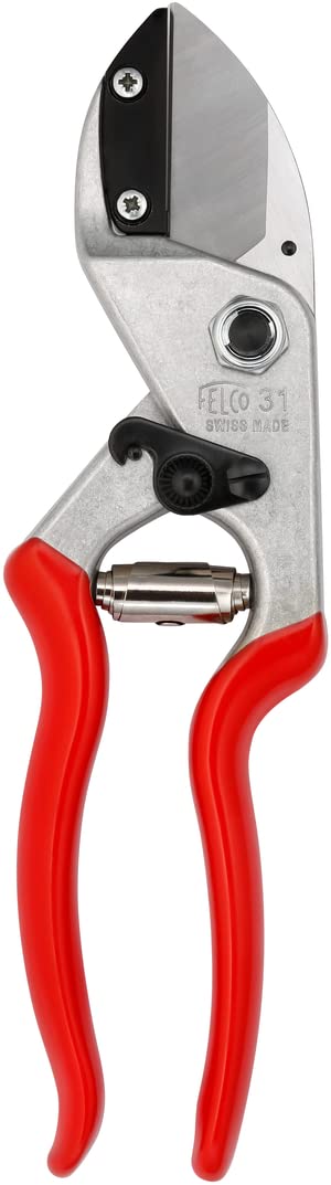 FELCO F31 vista frontal mostrando diseño robusto y control ergonómico