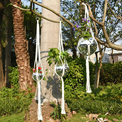 FGBNM maceta en ambiente decorado, aporta efecto luminoso y carácter al espacio