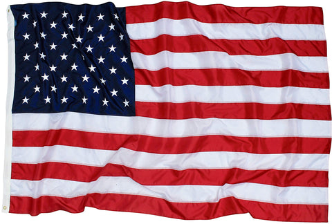 Fine Line Flag vista frontal mostrando diseño ceremonial y resistencia
