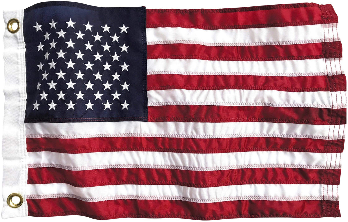 Fine Line Flag vista frontal de la bandera 12x18 y empaque, presenta autenticidad americana