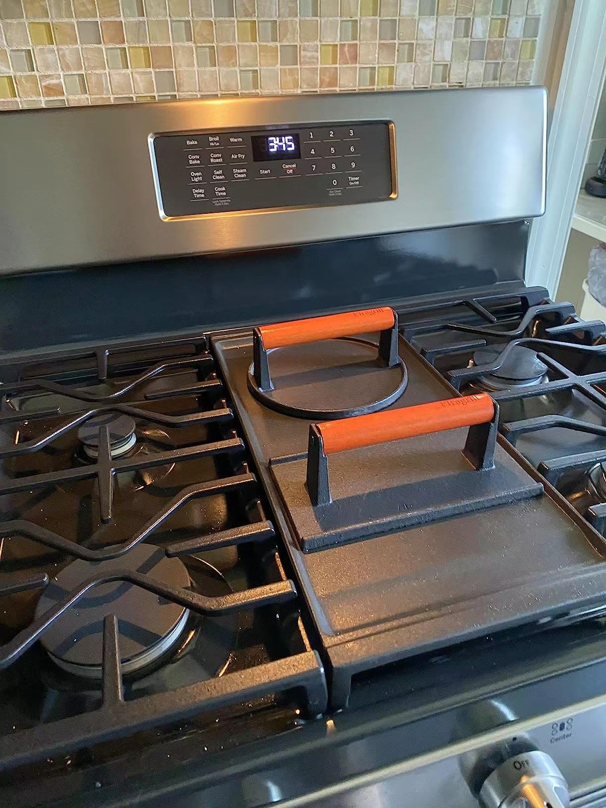 Firsgrill etiqueta de material indicando grado alimentario y resistencia