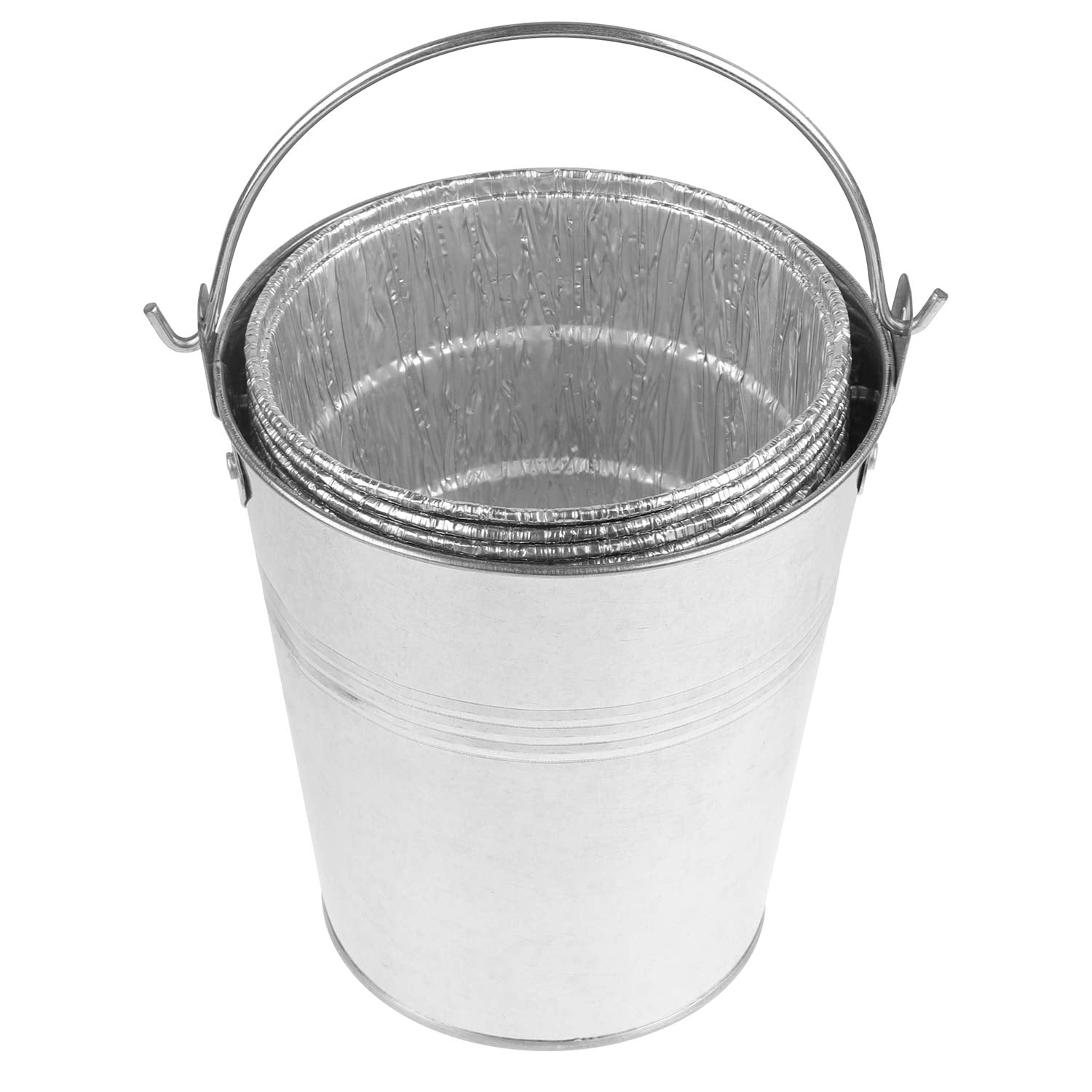 Firsgrill cubo usado como hielera enfriando bebidas en barbacoa