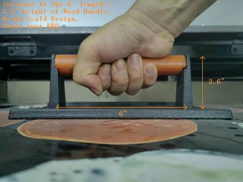 Firsgrill mango de madera en detalle para agarre seguro y manejo cómodo