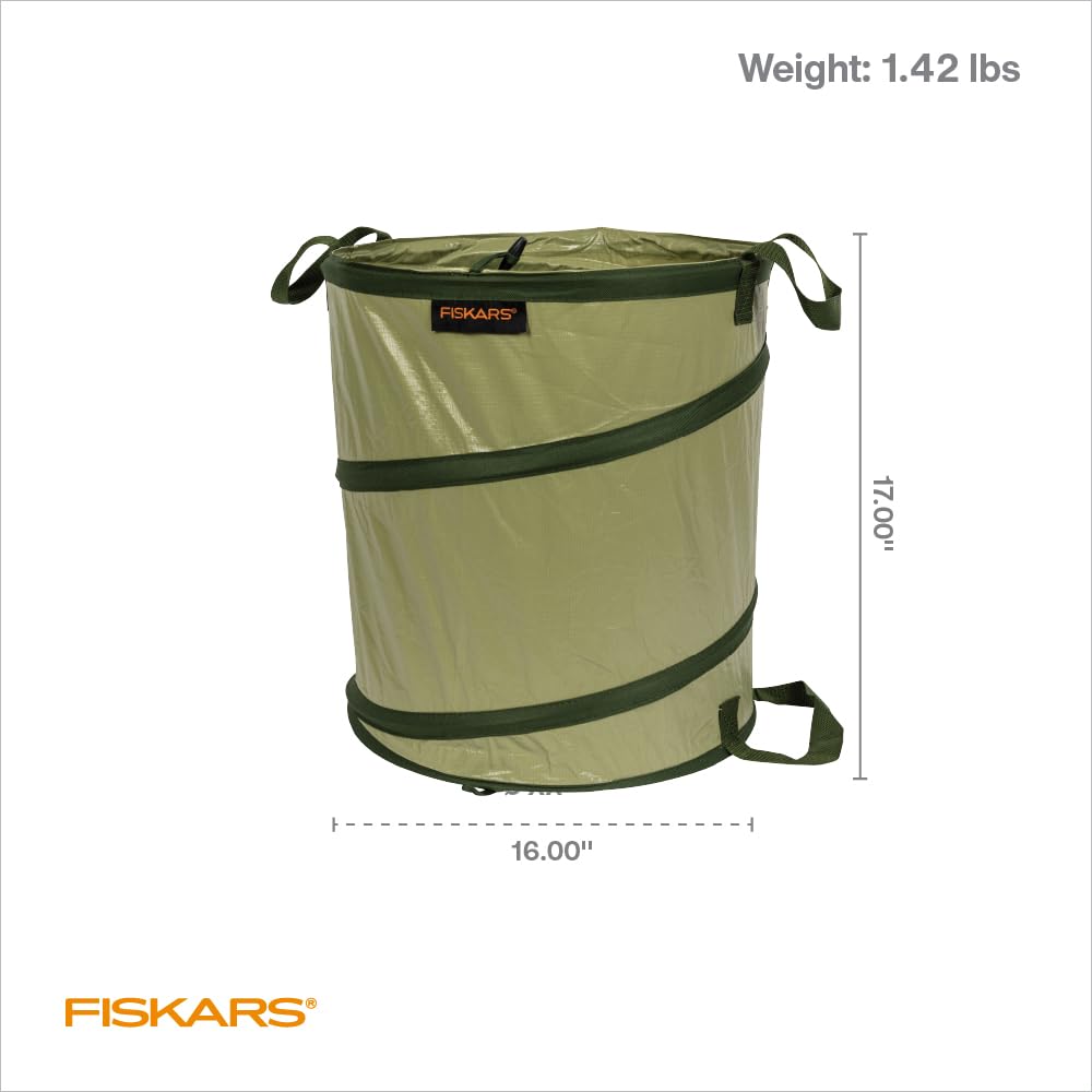 Fiskars bolsa en terraza organizada para jardinería eficiente