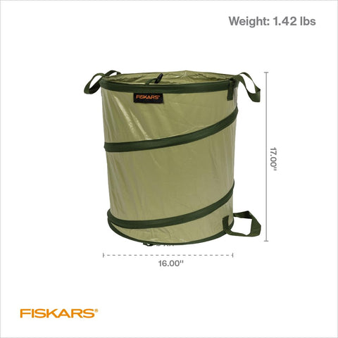 Fiskars bolsa en terraza organizada para jardinería eficiente