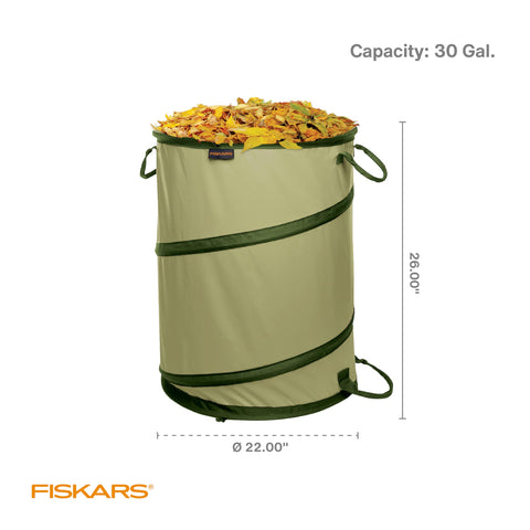 Fiskars comparación de tamaño mostrando capacidad real de 30 galones