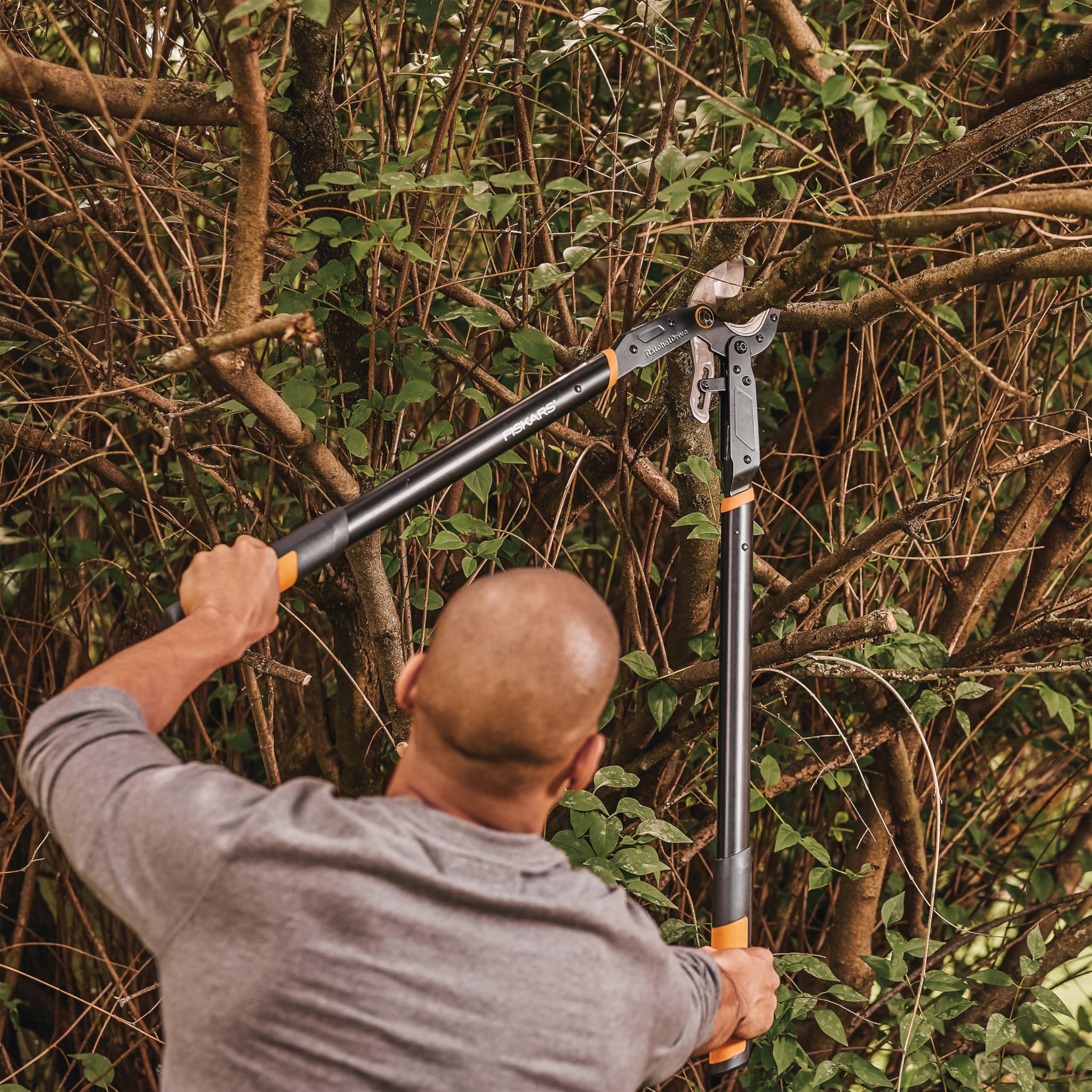 Fiskars primer plano de la hoja con revestimiento de baja fricción, reduce gomas y corrosión