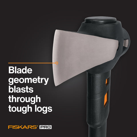 Fiskars detalle del filo optimizado para cortes más efectivos