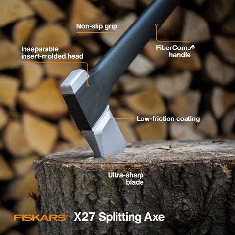 Fiskars X27 primer plano de la hoja que resalta filo duradero y eficiencia de corte