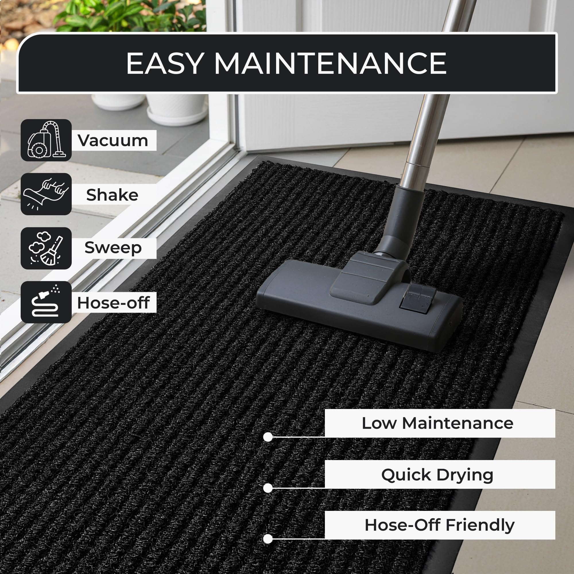 FloorGuard siendo aspirado para demostrar fácil mantenimiento