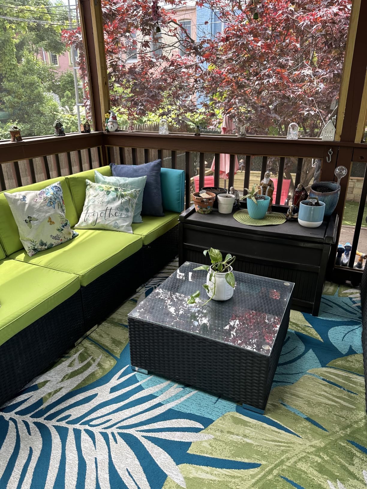FLYMEI ambiente de patio con fundas integradas naturalmente