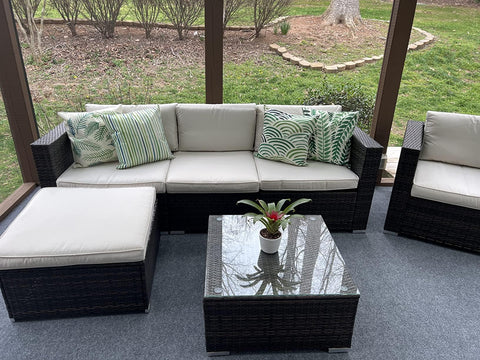 FLYMEI ambiente de patio mostrando estilo y funcionalidad beige
