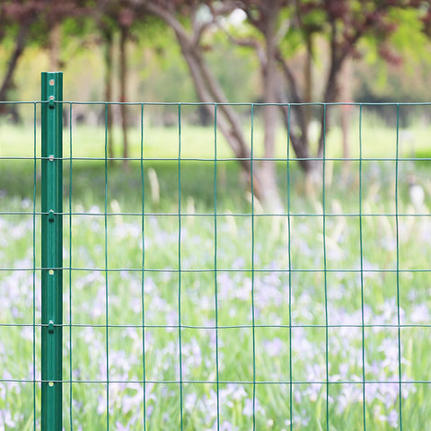Primer plano del recubrimiento PVC verde de FOREHOGAR mostrando resistencia anticorrosión