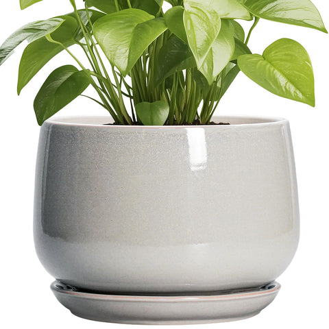 G EPGardening maceta frontal mostrando forma redonda y acabado elegante