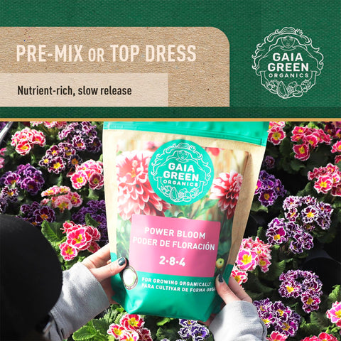 Gaia Green producto en jardín con flores abundantes demostrando mejor rendimiento
