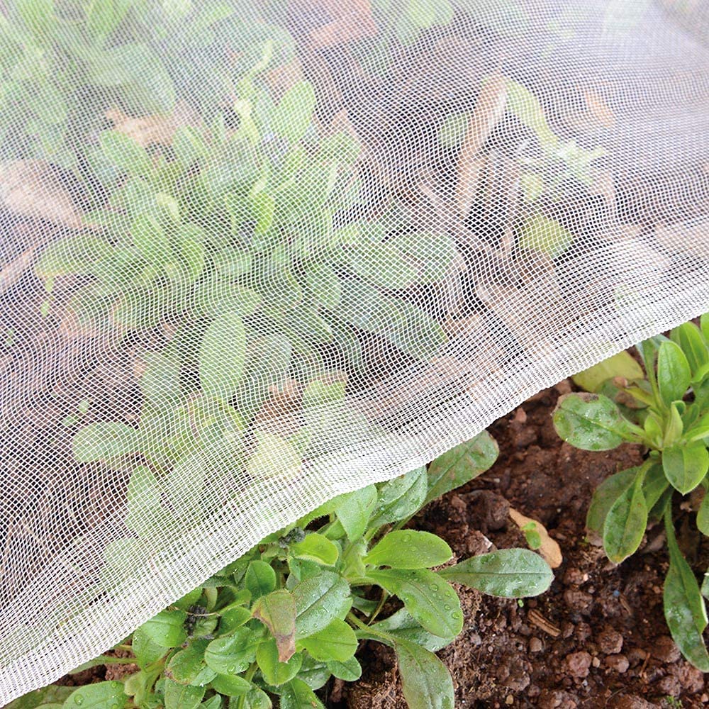 Garden Tailor empaque frontal mostrando tamaño y uso para protección
