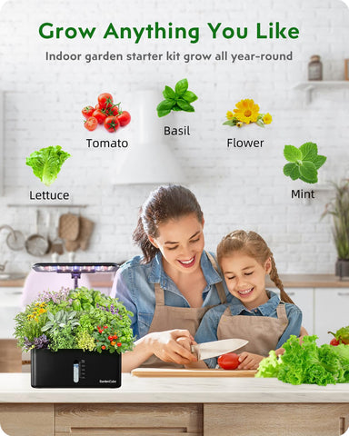 GARDENCUBE huerto en cocina con cápsulas activas aportando hierbas frescas