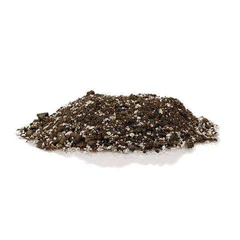 Gardenera primer plano de perlita y vermiculita para mejor aireación