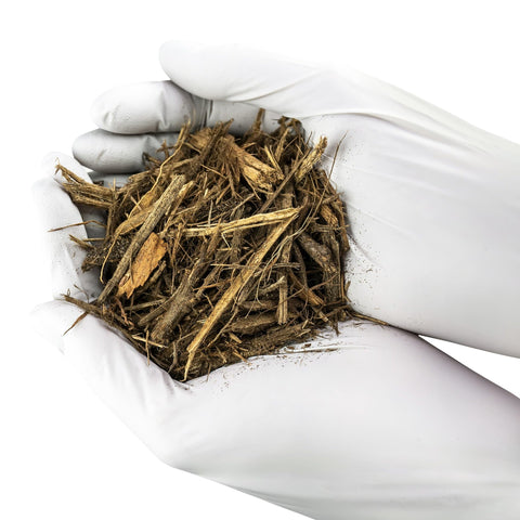 GARDENERA aplicado en maceta demostrando conservación de humedad