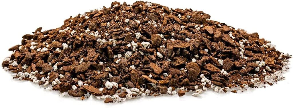 Gardenera primer plano de textura con perlita y fibra de coco, mejora drenaje