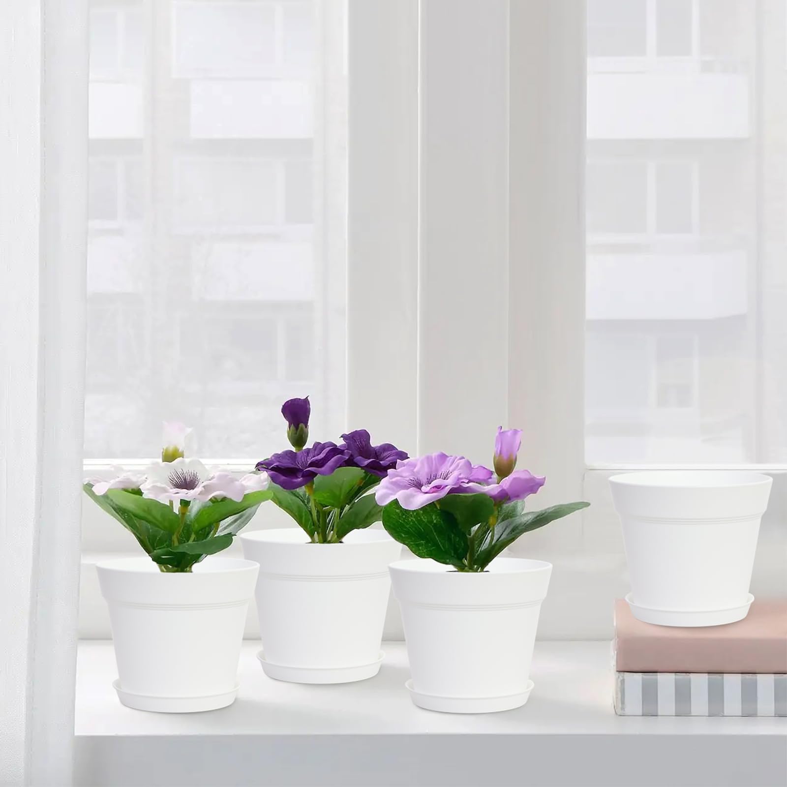 GARDIFE maceta con planta en uso, ideal para hierbas y suculentas