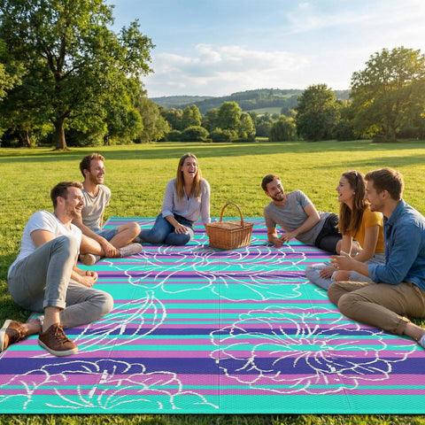 Garvee alfombra en uso en patio aportando color y protección antidesgaste