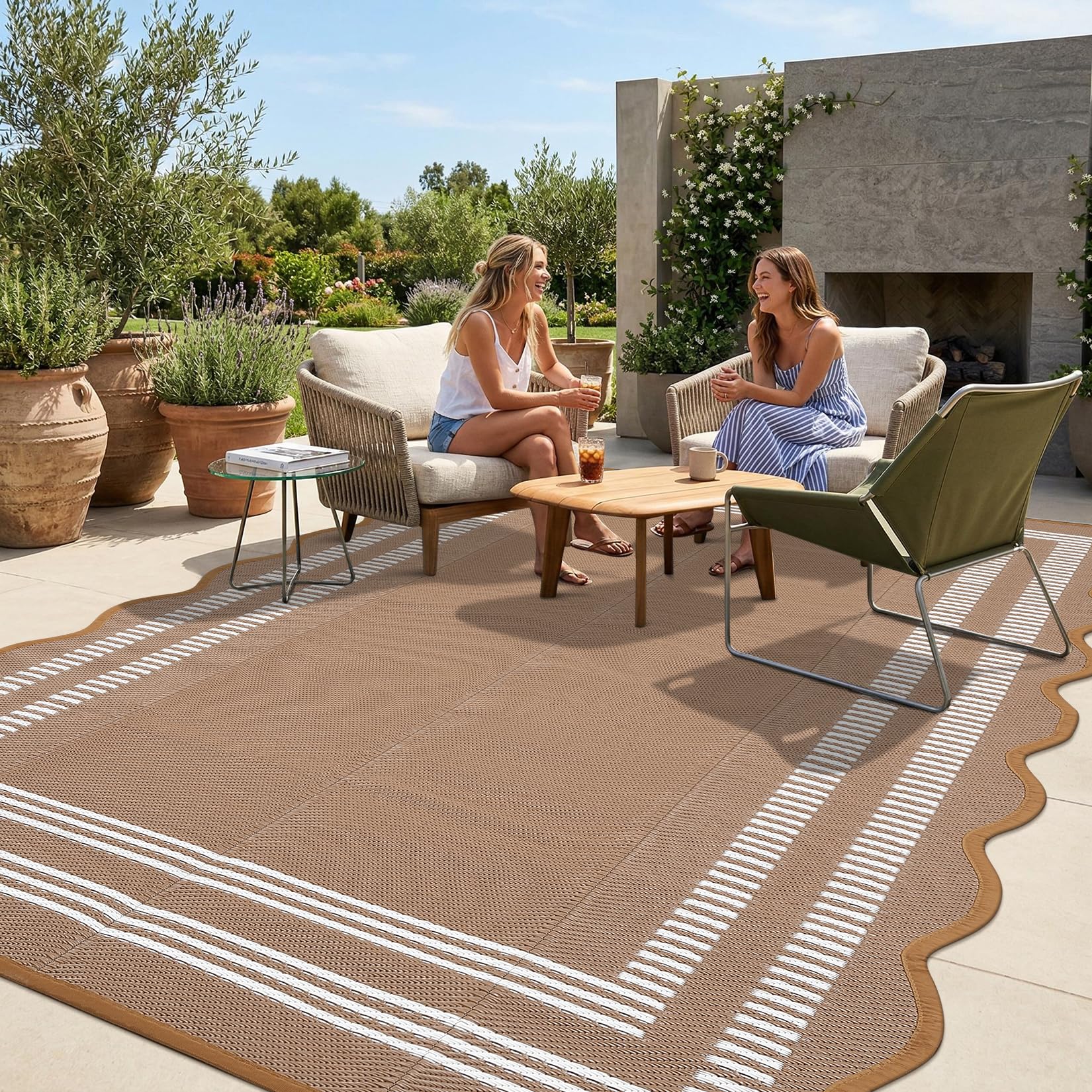 Garvee alfombra exterior frontal mostrando diseño geométrico y beneficio decorativo