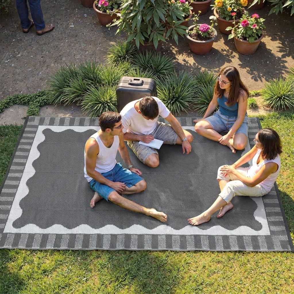 Garvee ambientada junto a piscina, estilo resistente al sol