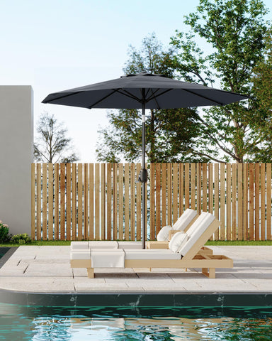 GarveeLife sombrilla instalada en terraza junto a piscina crea zona fresca y cómoda