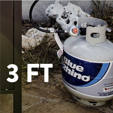 Gas One comparativa con mano para mostrar la longitud de 3 pies y escala