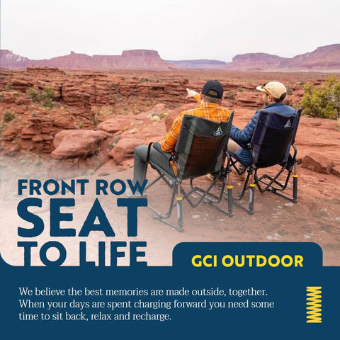 GCI Outdoor comparación de tamaño con persona para escala y portabilidad