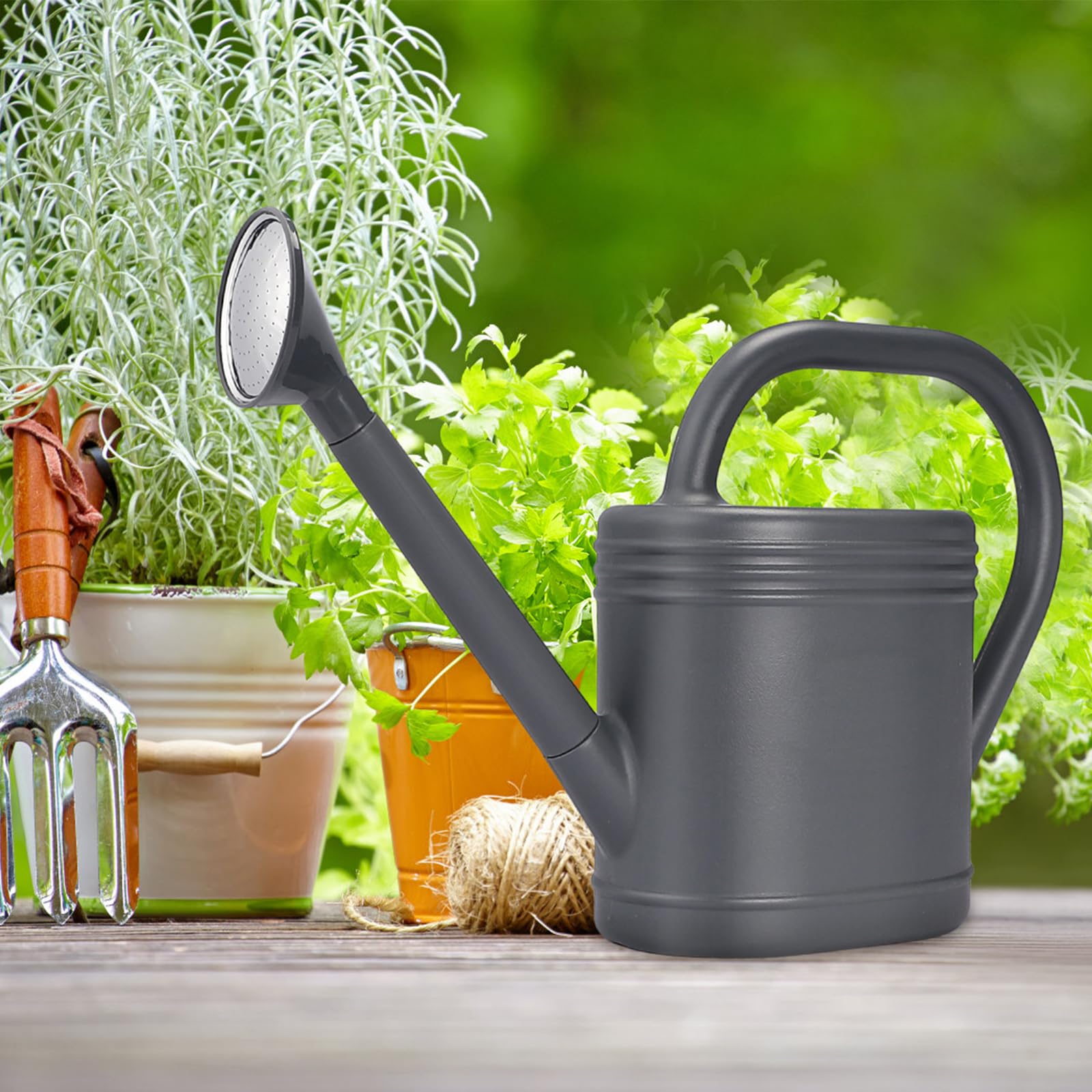 gegemaoyi regadera en ambiente decorativo integrando estilo y utilidad