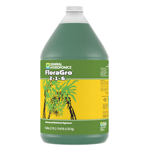General Hydroponics floragro en vivero con plantas verdes mostrando vigor vegetal