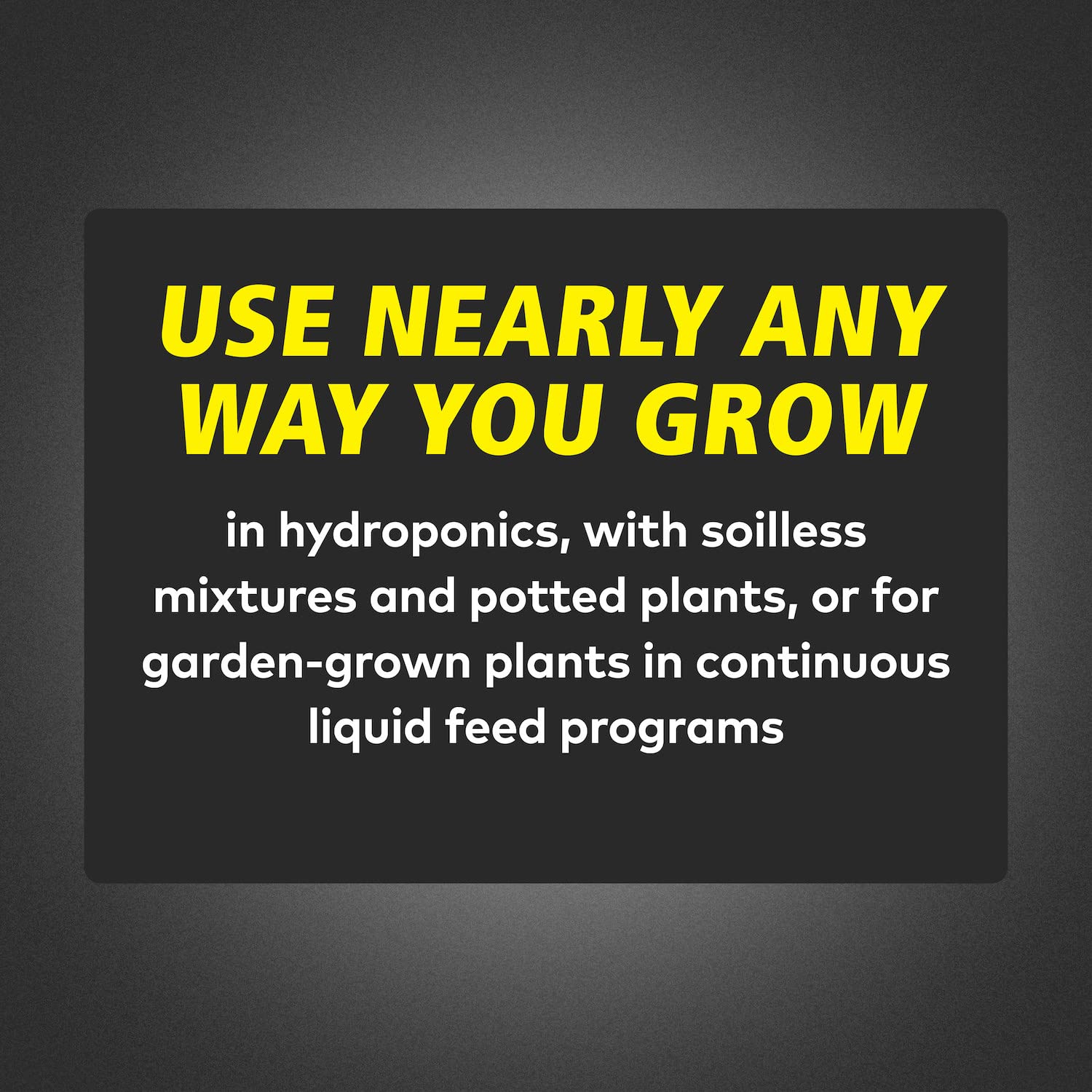 General Hydroponics botella junto a maceta para apreciar escala y uso doméstico