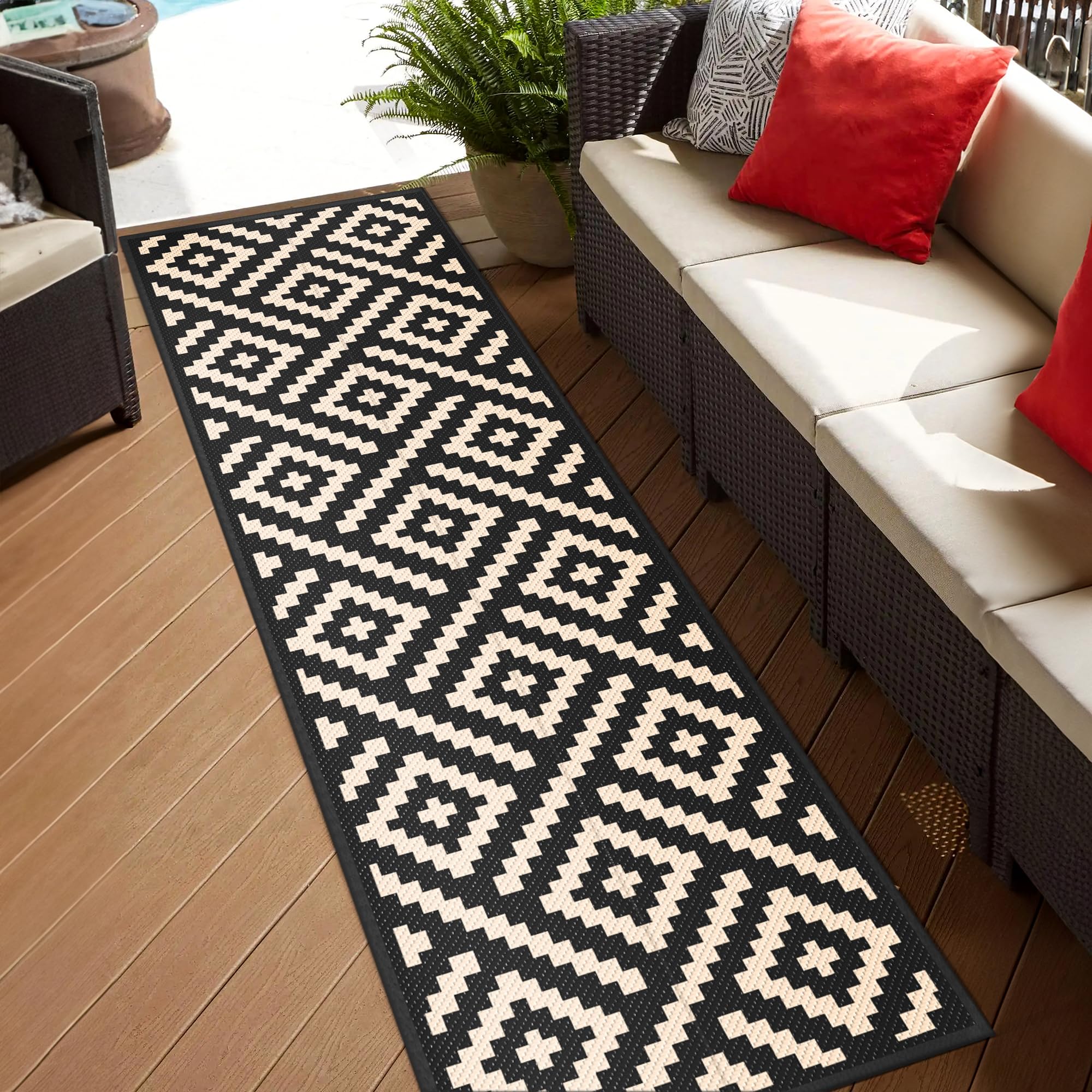 GENIMO alfombra instalada en patio resaltando limpieza y confort