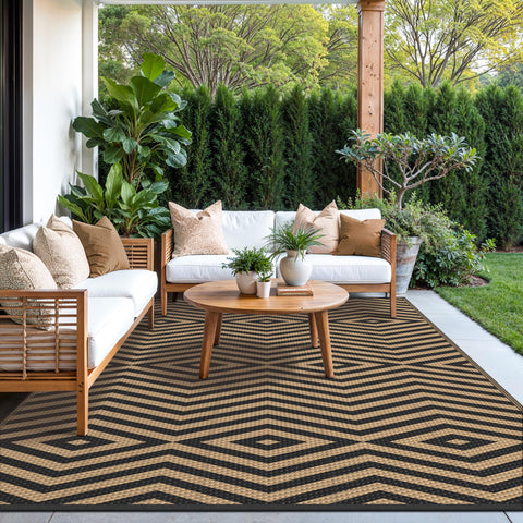 GENIMO alfombra colocada en patio junto a mesa demostrando protección del piso